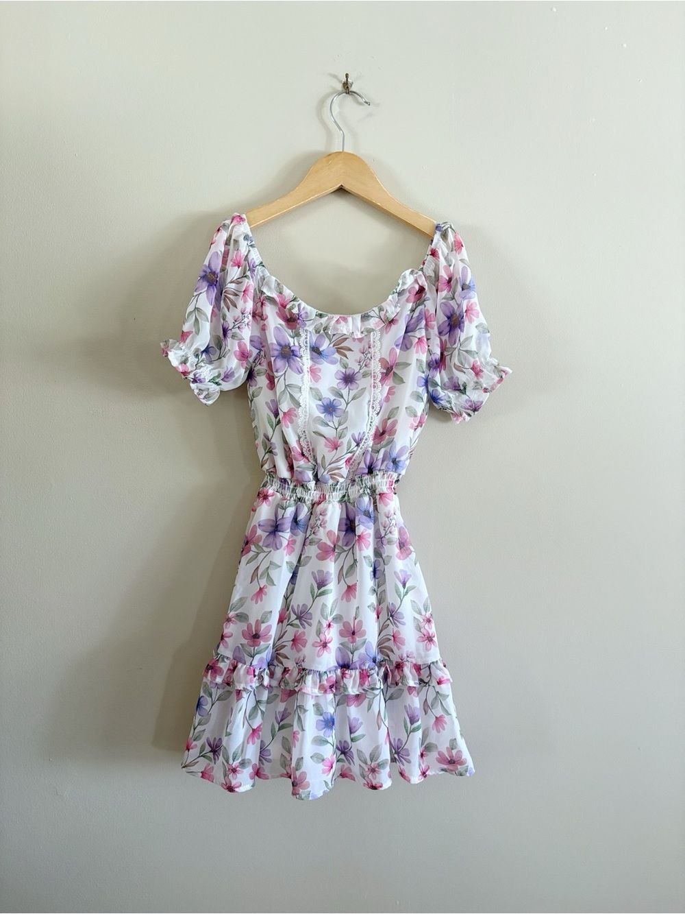 Badgley Mischka Girls Dress Size 8 White Floral Puff Sleeve Cottage Fairy Pastel